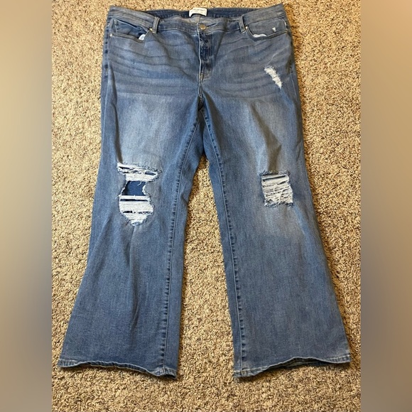 Women’s Lane Bryant Distressed Bootcut Jeans Size 26 - Picture 1 of 4